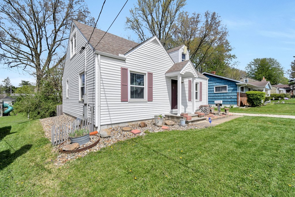 348 Carmel Avenue, Galion, Ohio 44833, 2 Bedrooms Bedrooms, ,1 BathroomBathrooms,Residential,For Sale,Carmel Avenue,9073101