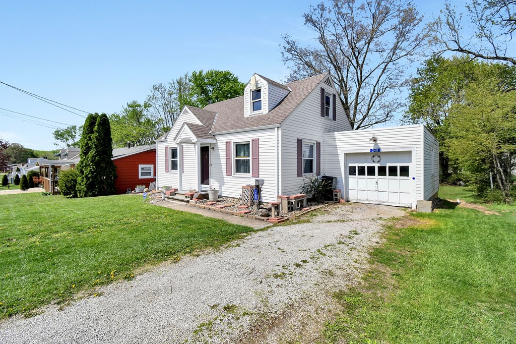 348 Carmel Avenue, Galion, Ohio 44833, 2 Bedrooms Bedrooms, ,1 BathroomBathrooms,Residential,For Sale,Carmel Avenue,9073101