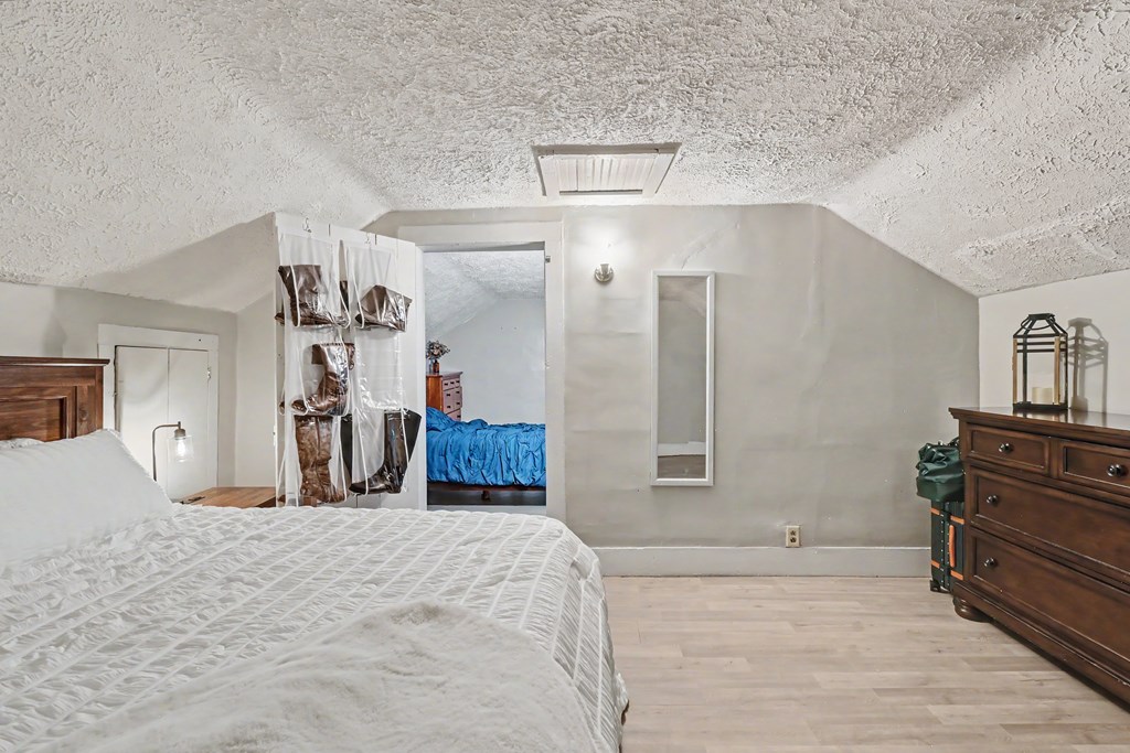 255 Whetstone Street, Bucyrus, Ohio 44820, 2 Bedrooms Bedrooms, ,1 BathroomBathrooms,Residential,For Sale,Whetstone Street,9073103