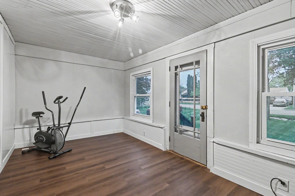 255 Whetstone Street, Bucyrus, Ohio 44820, 2 Bedrooms Bedrooms, ,1 BathroomBathrooms,Residential,For Sale,Whetstone Street,9073103