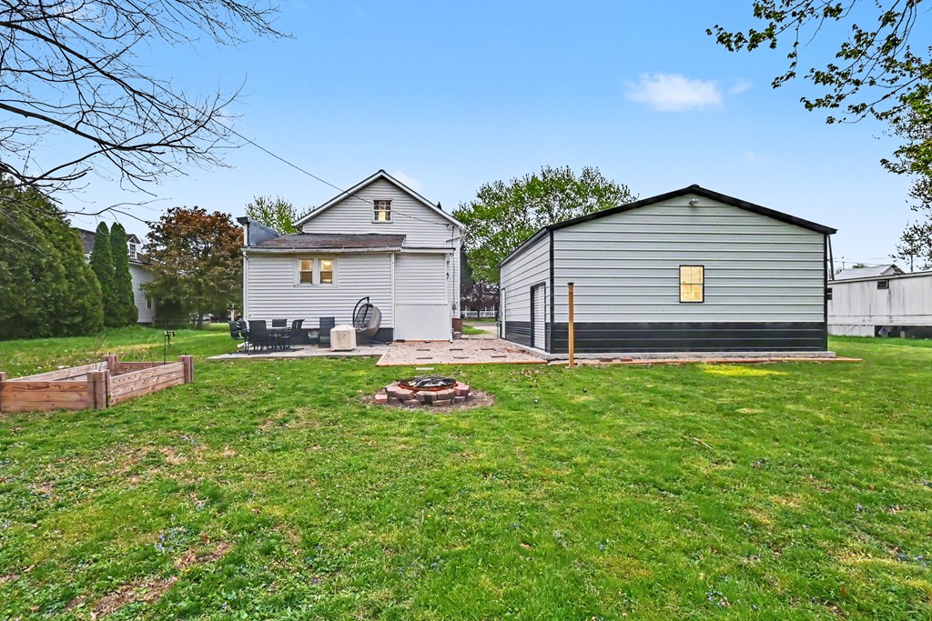 255 Whetstone Street, Bucyrus, Ohio 44820, 2 Bedrooms Bedrooms, ,1 BathroomBathrooms,Residential,For Sale,Whetstone Street,9073103