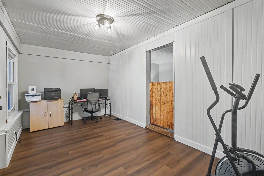 255 Whetstone Street, Bucyrus, Ohio 44820, 2 Bedrooms Bedrooms, ,1 BathroomBathrooms,Residential,For Sale,Whetstone Street,9073103