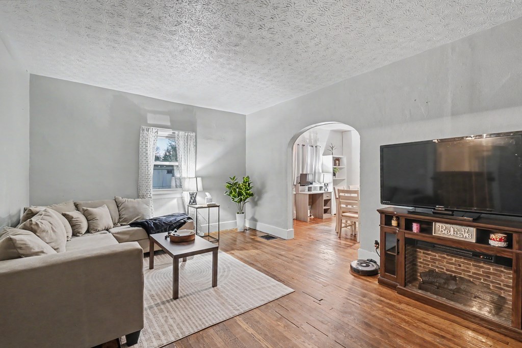 255 Whetstone Street, Bucyrus, Ohio 44820, 2 Bedrooms Bedrooms, ,1 BathroomBathrooms,Residential,For Sale,Whetstone Street,9073103