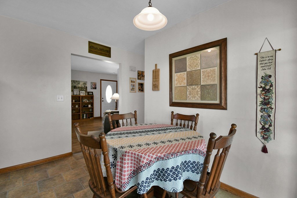 3326 Fox Rd, Lexington, Ohio 44904, 3 Bedrooms Bedrooms, ,1 BathroomBathrooms,Residential,For Sale,Fox Rd,9073104