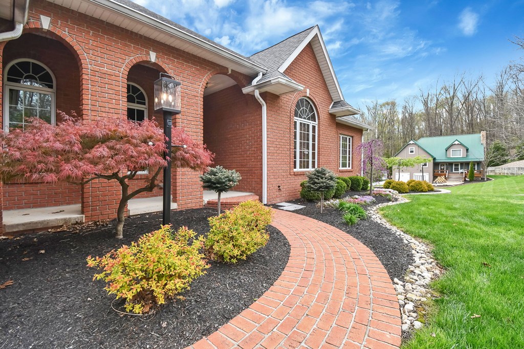 119 Yorkshire Road, Bellville, Ohio 44813, 4 Bedrooms Bedrooms, ,3 BathroomsBathrooms,Residential,For Sale,Yorkshire Road,9073106