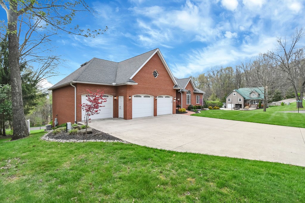 119 Yorkshire Road, Bellville, Ohio 44813, 4 Bedrooms Bedrooms, ,3 BathroomsBathrooms,Residential,For Sale,Yorkshire Road,9073106