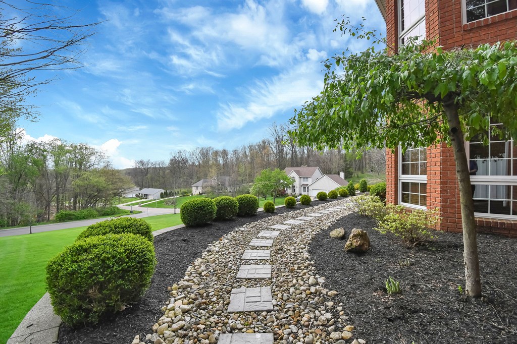 119 Yorkshire Road, Bellville, Ohio 44813, 4 Bedrooms Bedrooms, ,3 BathroomsBathrooms,Residential,For Sale,Yorkshire Road,9073106