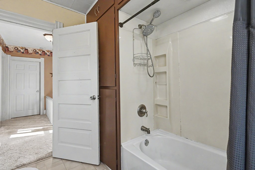 211 W Center Street, Bucyrus, Ohio 44820, 2 Bedrooms Bedrooms, ,1 BathroomBathrooms,Residential,For Sale,Center Street,9073107 211 W Center Street, Bucyrus, Ohio 44820, 2 Bedrooms Bedrooms, ,1 BathroomBathrooms,Residential,For Sale,Center Street,9073107