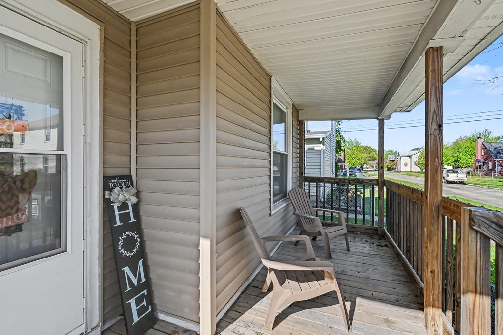 211 W Center Street, Bucyrus, Ohio 44820, 2 Bedrooms Bedrooms, ,1 BathroomBathrooms,Residential,For Sale,Center Street,9073107 211 W Center Street, Bucyrus, Ohio 44820, 2 Bedrooms Bedrooms, ,1 BathroomBathrooms,Residential,For Sale,Center Street,9073107