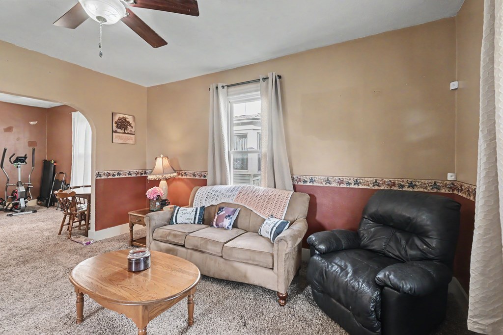 211 W Center Street, Bucyrus, Ohio 44820, 2 Bedrooms Bedrooms, ,1 BathroomBathrooms,Residential,For Sale,Center Street,9073107 211 W Center Street, Bucyrus, Ohio 44820, 2 Bedrooms Bedrooms, ,1 BathroomBathrooms,Residential,For Sale,Center Street,9073107
