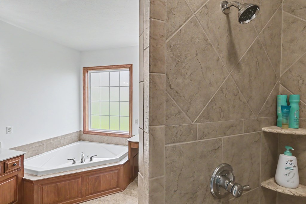 598 Bollinger Rd, Bellville, Ohio 44813, 4 Bedrooms Bedrooms, ,4 BathroomsBathrooms,Residential,For Sale,Bollinger Rd,9073108