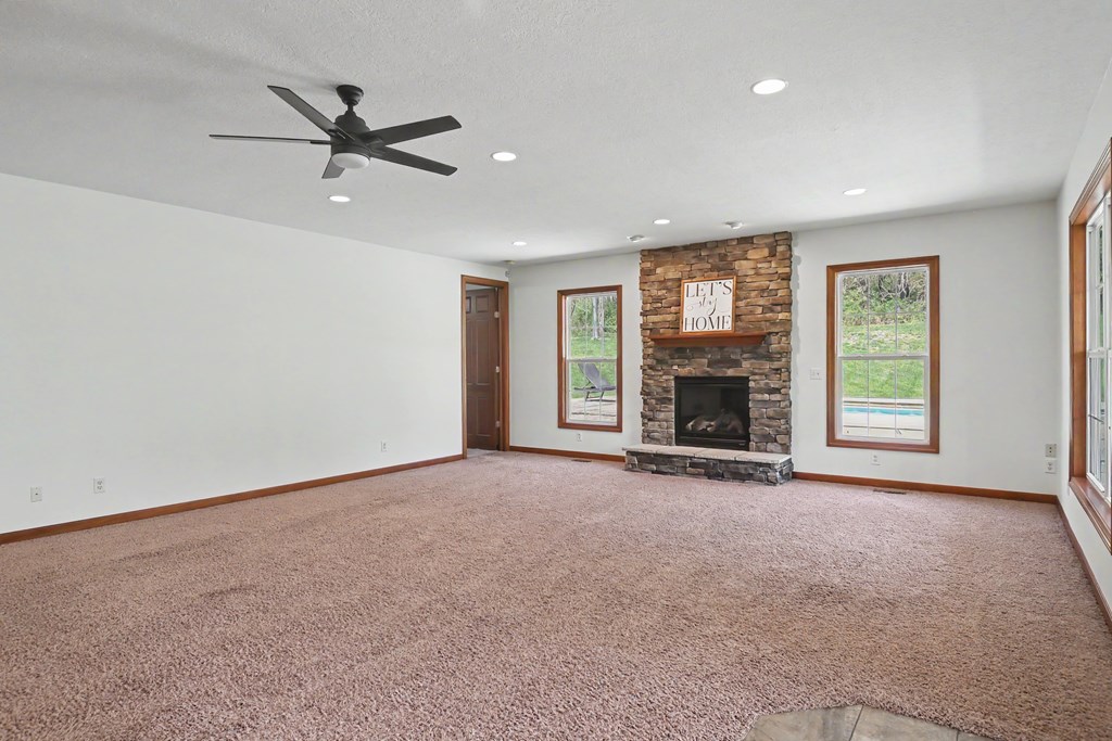 598 Bollinger Rd, Bellville, Ohio 44813, 4 Bedrooms Bedrooms, ,4 BathroomsBathrooms,Residential,For Sale,Bollinger Rd,9073108