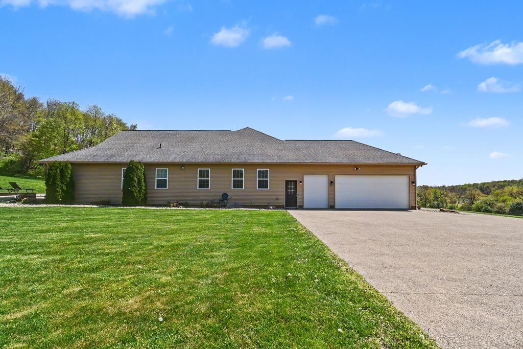 598 Bollinger Rd, Bellville, Ohio 44813, 4 Bedrooms Bedrooms, ,4 BathroomsBathrooms,Residential,For Sale,Bollinger Rd,9073108