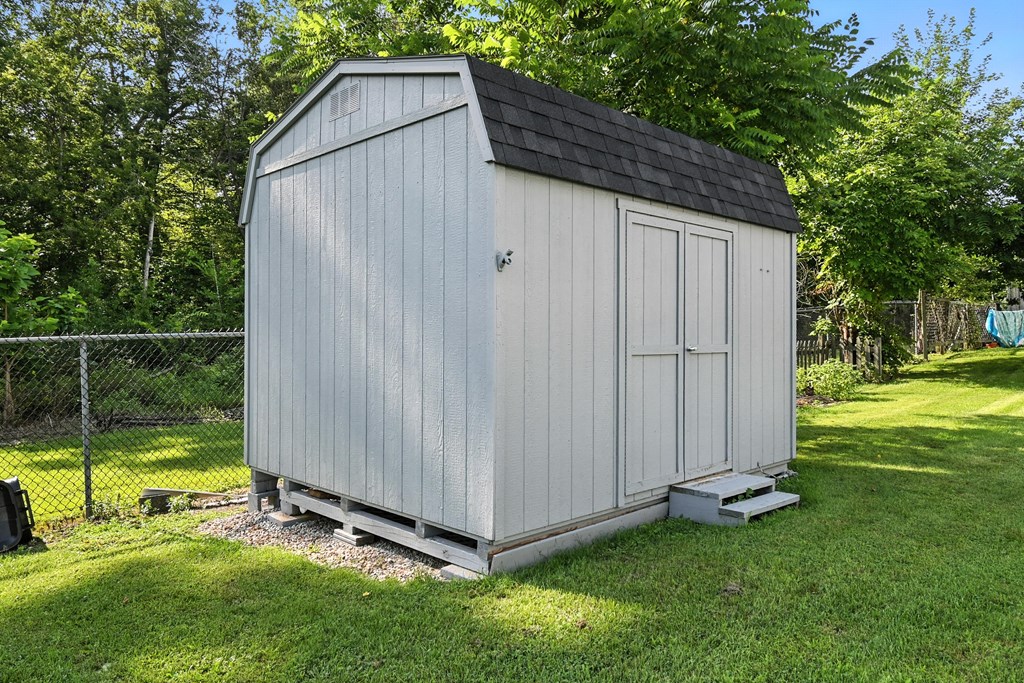 15 Park Circle Dr., Crestline, Ohio 44827, 2 Bedrooms Bedrooms, ,1 BathroomBathrooms,Residential,For Sale,Park Circle Dr.,9073126