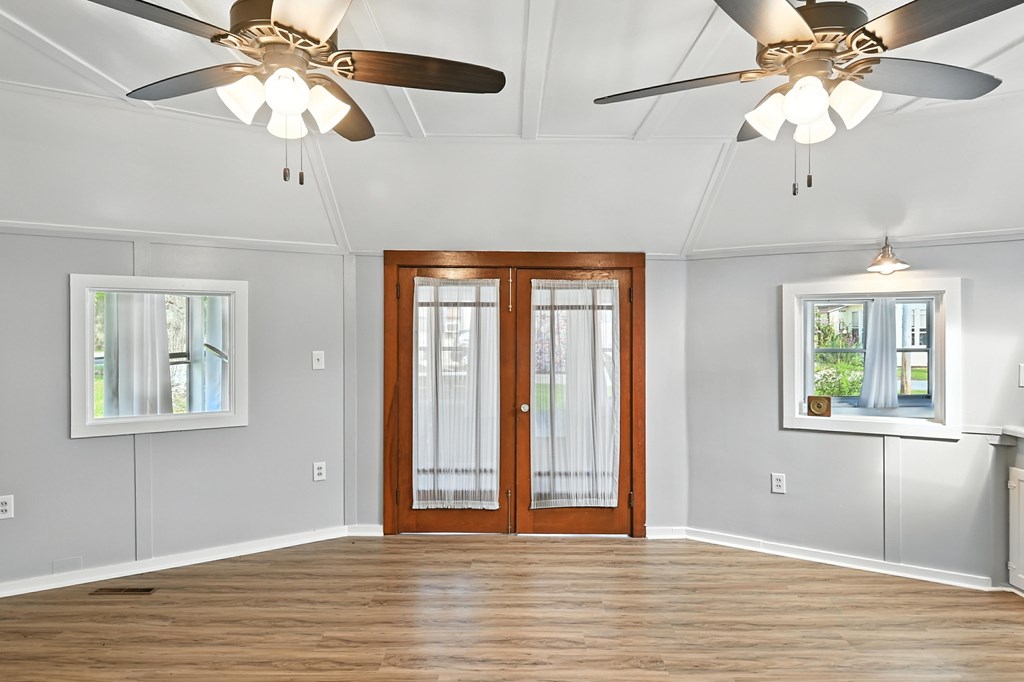 15 Park Circle Dr., Crestline, Ohio 44827, 2 Bedrooms Bedrooms, ,1 BathroomBathrooms,Residential,For Sale,Park Circle Dr.,9073126