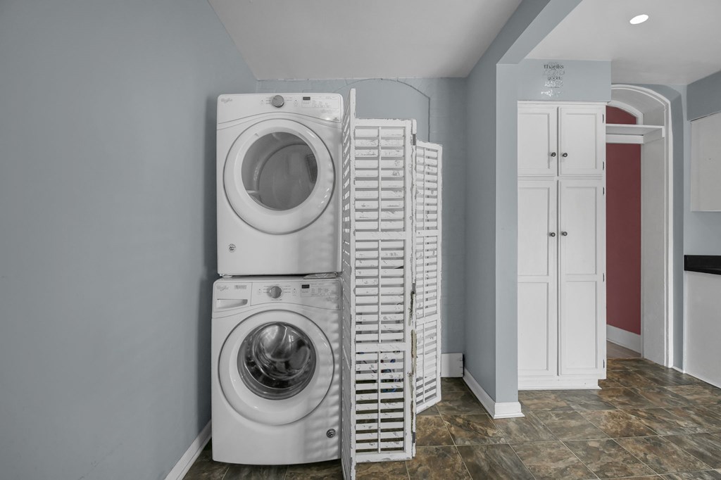 112 N Catherine Street, Mount Vernon, Ohio 43050, 2 Bedrooms Bedrooms, ,1 BathroomBathrooms,Residential,For Sale,Catherine Street,9073155