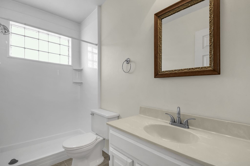 112 N Catherine Street, Mount Vernon, Ohio 43050, 2 Bedrooms Bedrooms, ,1 BathroomBathrooms,Residential,For Sale,Catherine Street,9073155