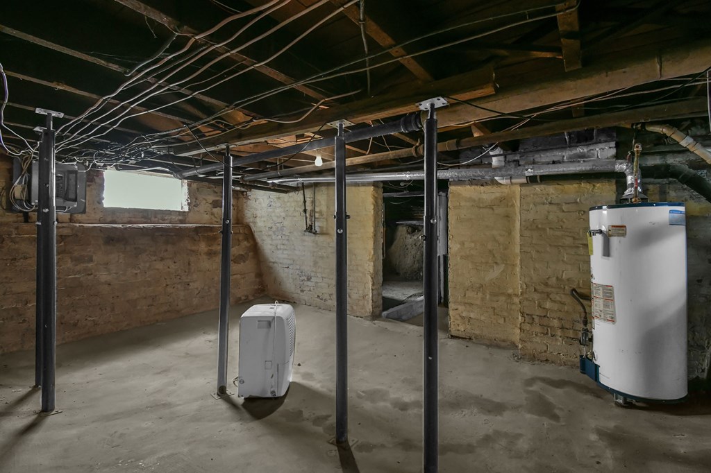 112 N Catherine Street, Mount Vernon, Ohio 43050, 2 Bedrooms Bedrooms, ,1 BathroomBathrooms,Residential,For Sale,Catherine Street,9073155