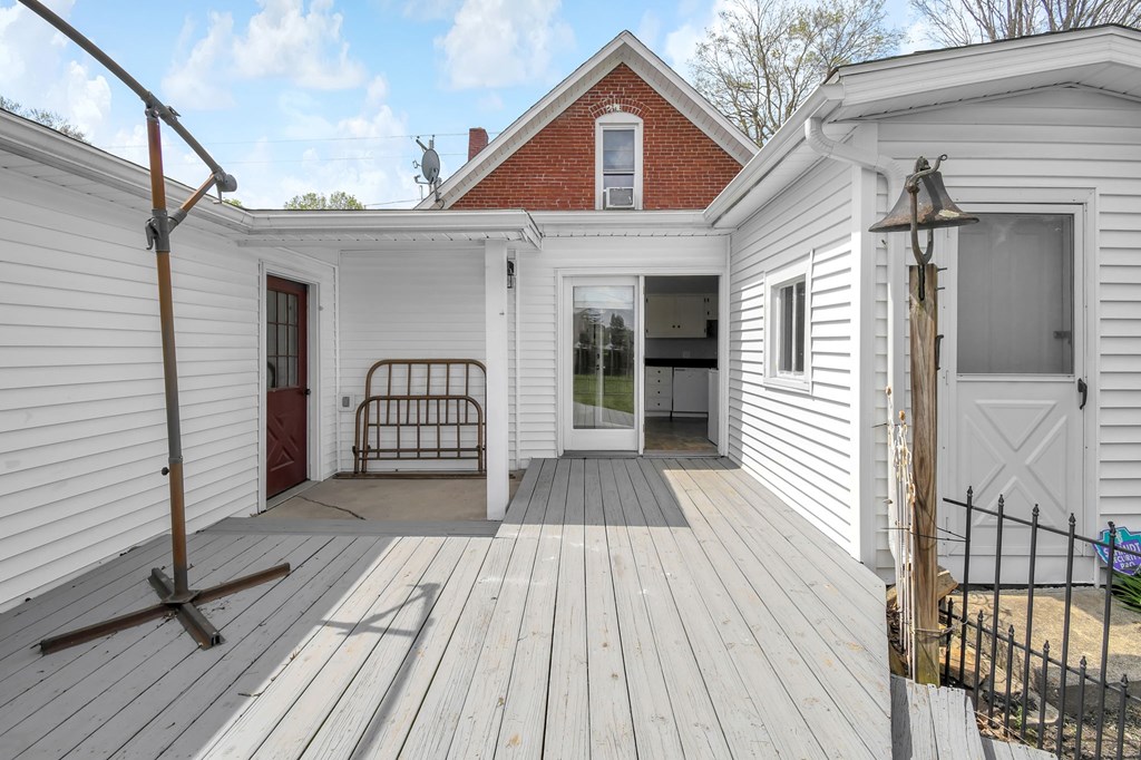 112 N Catherine Street, Mount Vernon, Ohio 43050, 2 Bedrooms Bedrooms, ,1 BathroomBathrooms,Residential,For Sale,Catherine Street,9073155