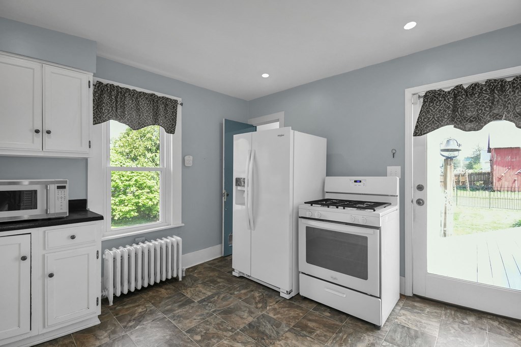 112 N Catherine Street, Mount Vernon, Ohio 43050, 2 Bedrooms Bedrooms, ,1 BathroomBathrooms,Residential,For Sale,Catherine Street,9073155