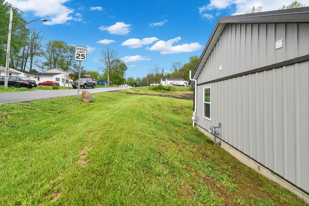 358 Davidson Street, Mansfield, Ohio 44907, 2 Bedrooms Bedrooms, ,1 BathroomBathrooms,Residential,For Sale,Davidson Street,9073180
