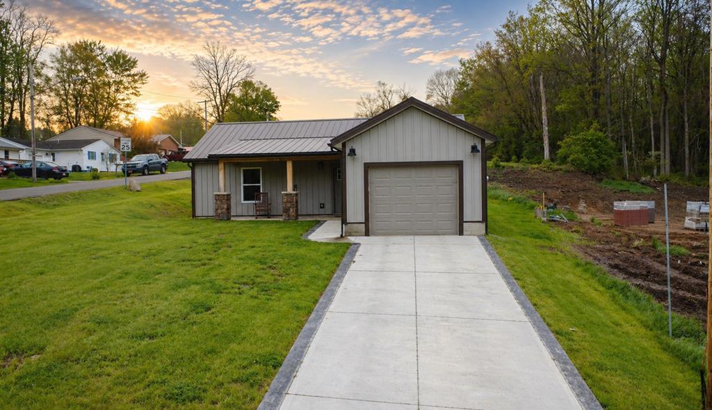 358 Davidson Street, Mansfield, Ohio 44907, 2 Bedrooms Bedrooms, ,1 BathroomBathrooms,Residential,For Sale,Davidson Street,9073180