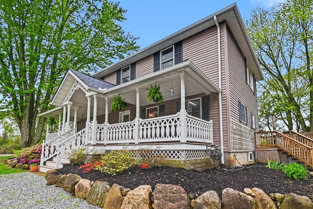 4637 Johnsville Road, Centerburg, Ohio 43011, 3 Bedrooms Bedrooms, ,2 BathroomsBathrooms,Residential,For Sale,Johnsville Road,9073183