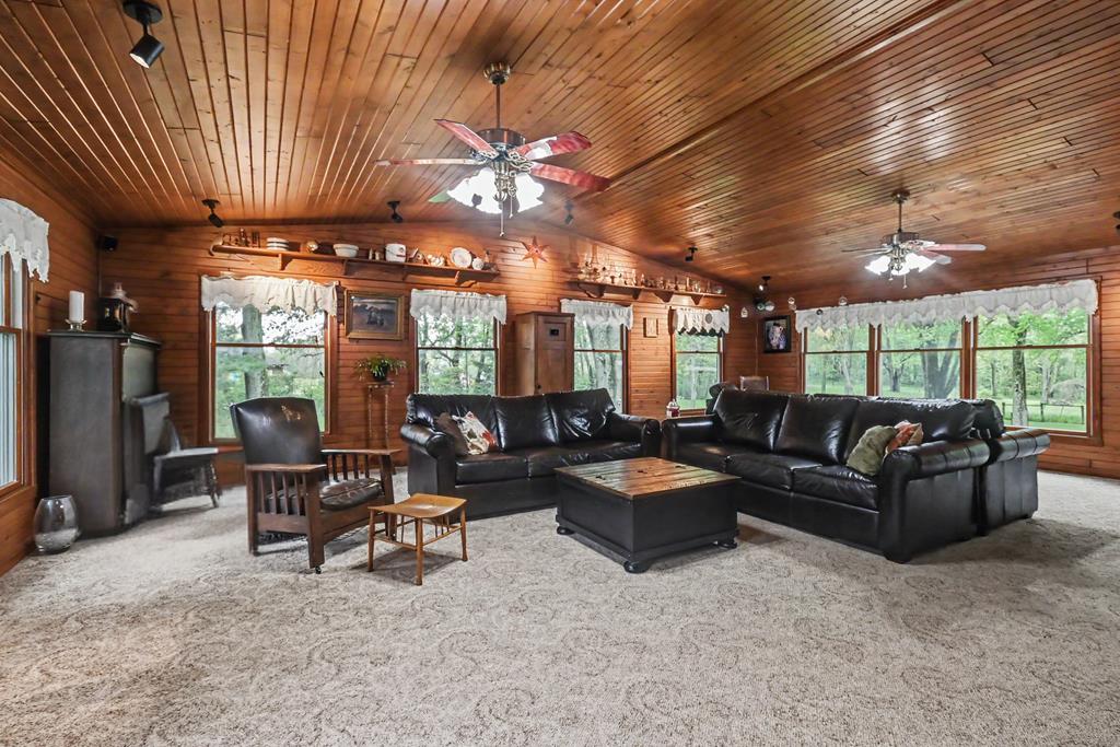 4637 Johnsville Road, Centerburg, Ohio 43011, 3 Bedrooms Bedrooms, ,2 BathroomsBathrooms,Residential,For Sale,Johnsville Road,9073183