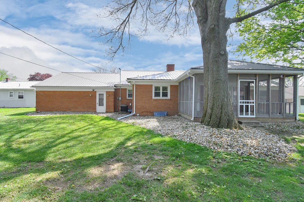 56 Harriette Drive, Shelby, Ohio 44875, 3 Bedrooms Bedrooms, ,2 BathroomsBathrooms,Residential,For Sale,Harriette Drive,9073187 56 Harriette Drive, Shelby, Ohio 44875, 3 Bedrooms Bedrooms, ,2 BathroomsBathrooms,Residential,For Sale,Harriette Drive,9073187