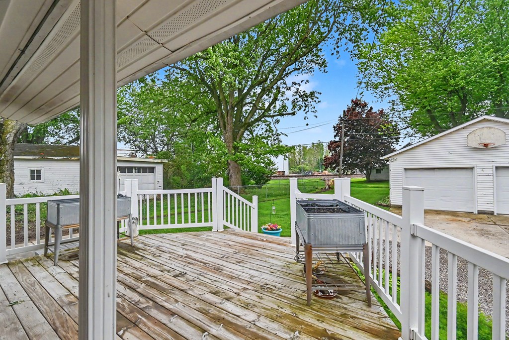 427 Wallace Avenue, Bucyrus, Ohio 44820, 2 Bedrooms Bedrooms, ,2 BathroomsBathrooms,Residential,For Sale,Wallace Avenue,9073196 427 Wallace Avenue, Bucyrus, Ohio 44820, 2 Bedrooms Bedrooms, ,2 BathroomsBathrooms,Residential,For Sale,Wallace Avenue,9073196