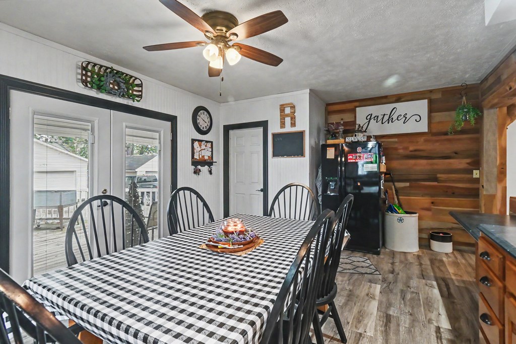 427 Wallace Avenue, Bucyrus, Ohio 44820, 2 Bedrooms Bedrooms, ,2 BathroomsBathrooms,Residential,For Sale,Wallace Avenue,9073196 427 Wallace Avenue, Bucyrus, Ohio 44820, 2 Bedrooms Bedrooms, ,2 BathroomsBathrooms,Residential,For Sale,Wallace Avenue,9073196