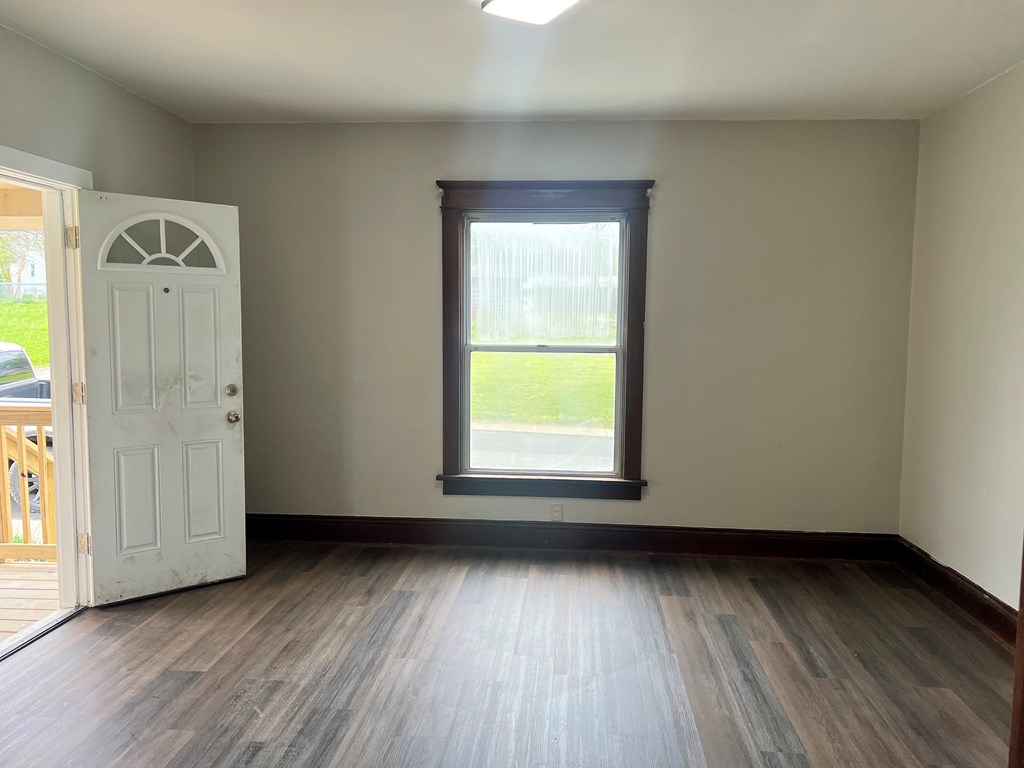 131 Home Avenue, Mansfield, Ohio 44902, 4 Bedrooms Bedrooms, ,2 BathroomsBathrooms,Residential,For Sale,Home Avenue,9073198
