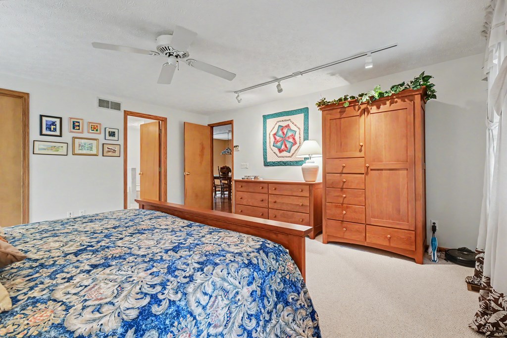 727 Hoover Road, Mansfield, Ohio 44905, 3 Bedrooms Bedrooms, ,3 BathroomsBathrooms,Residential,For Sale,Hoover Road,9073200