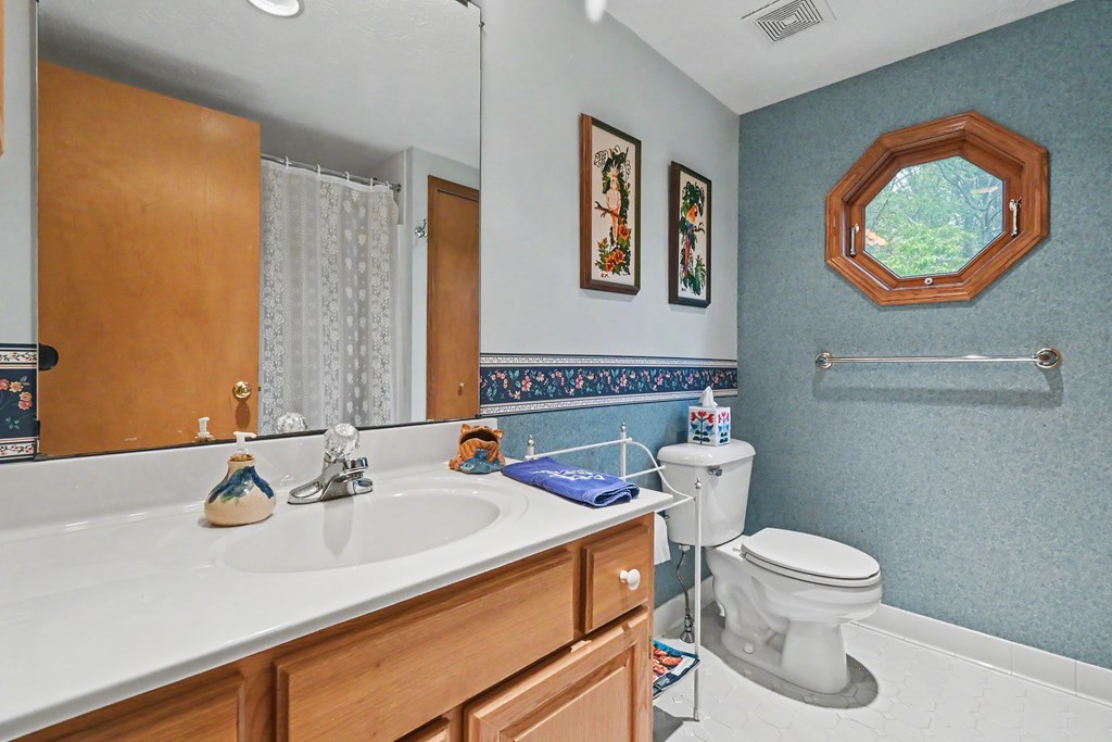 727 Hoover Road, Mansfield, Ohio 44905, 3 Bedrooms Bedrooms, ,3 BathroomsBathrooms,Residential,For Sale,Hoover Road,9073200