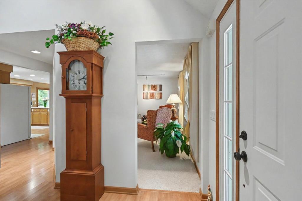 727 Hoover Road, Mansfield, Ohio 44905, 3 Bedrooms Bedrooms, ,3 BathroomsBathrooms,Residential,For Sale,Hoover Road,9073200