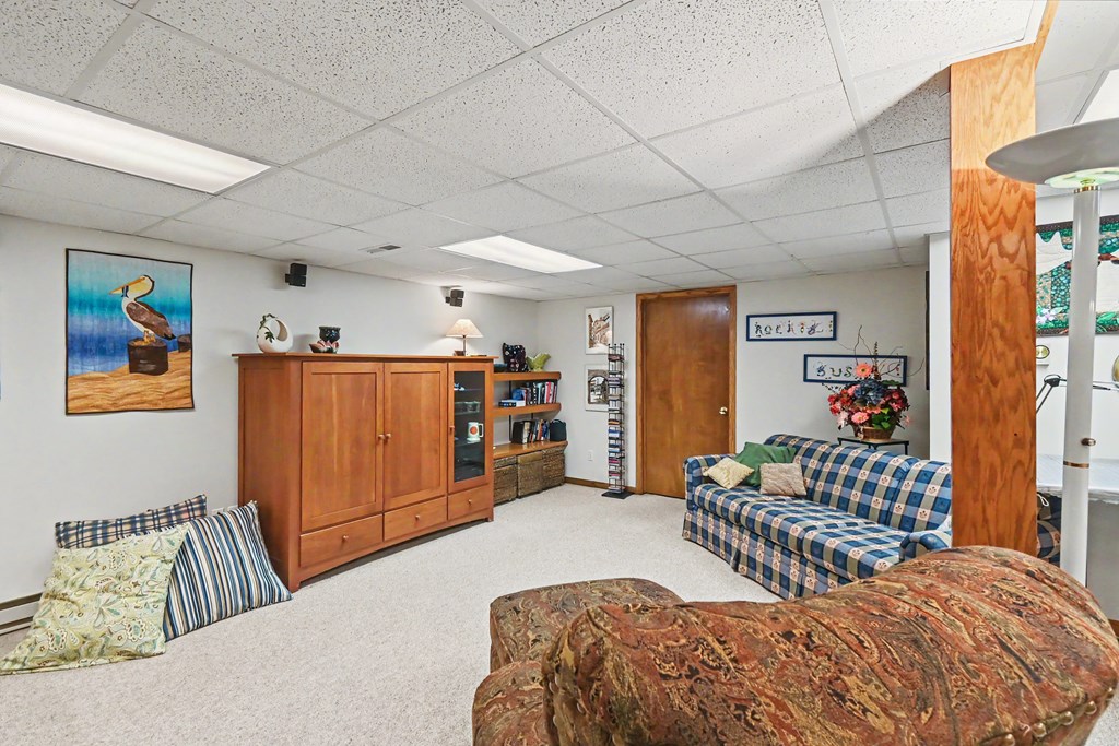 727 Hoover Road, Mansfield, Ohio 44905, 3 Bedrooms Bedrooms, ,3 BathroomsBathrooms,Residential,For Sale,Hoover Road,9073200