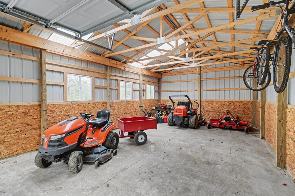 727 Hoover Road, Mansfield, Ohio 44905, 3 Bedrooms Bedrooms, ,3 BathroomsBathrooms,Residential,For Sale,Hoover Road,9073200