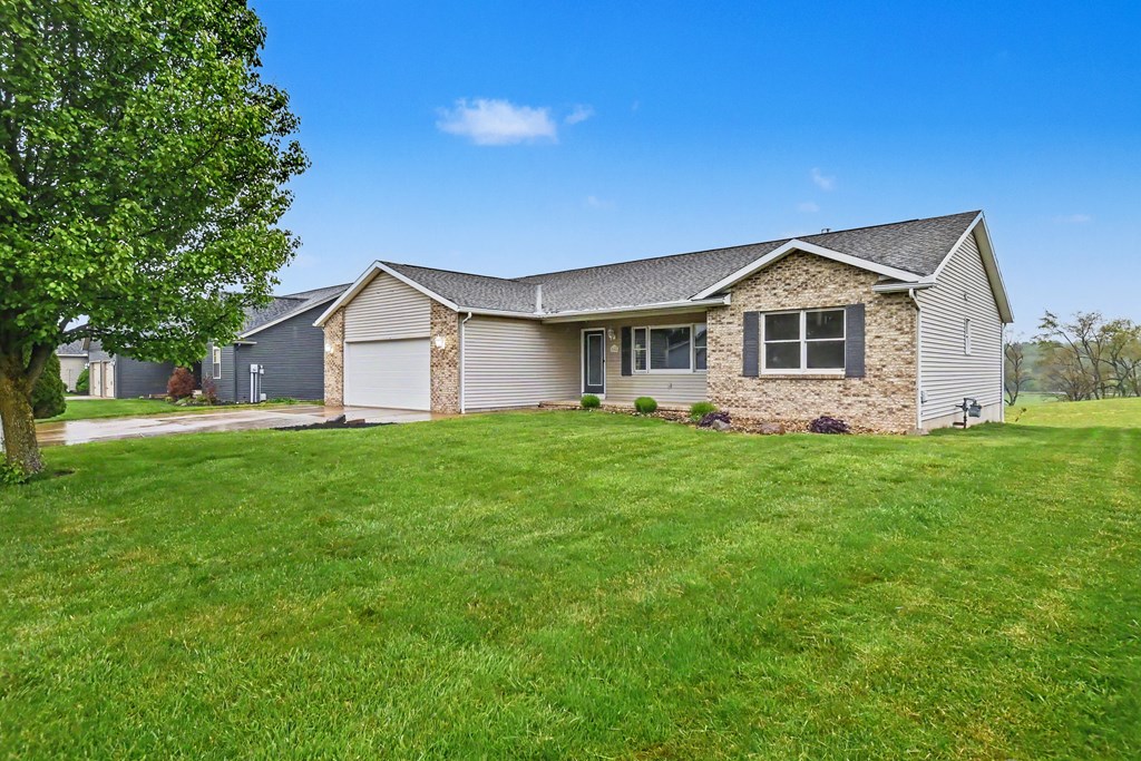 254 W Durbin Circle, Bellville, Ohio 44813, 3 Bedrooms Bedrooms, ,2 BathroomsBathrooms,Residential,For Sale,Durbin Circle,9073201