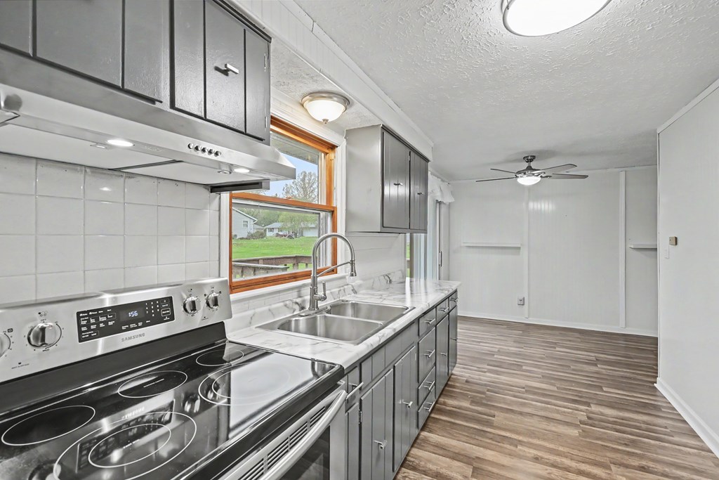545 Reed Rd, Mansfield, Ohio 44903, 3 Bedrooms Bedrooms, ,1 BathroomBathrooms,Residential,For Sale,Reed Rd,9073209