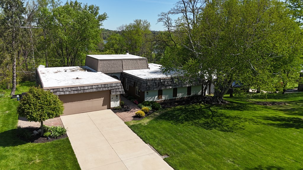 2884 Clearview Drive, Lexington, Ohio 44904, 4 Bedrooms Bedrooms, ,2 BathroomsBathrooms,Residential,For Sale,Clearview Drive,9073250