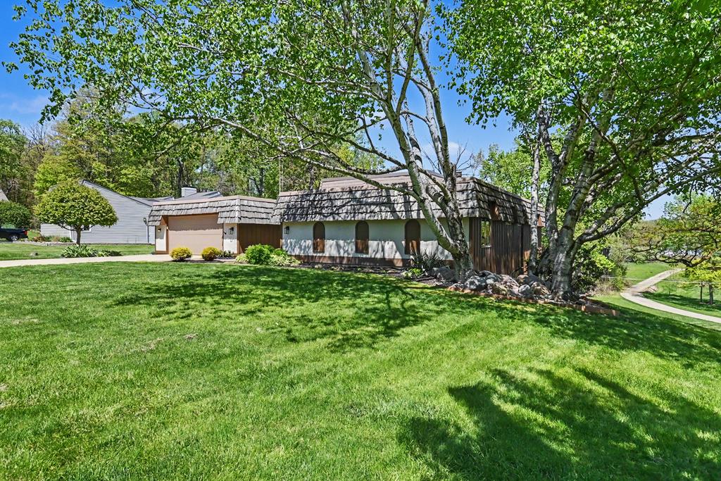 2884 Clearview Drive, Lexington, Ohio 44904, 4 Bedrooms Bedrooms, ,2 BathroomsBathrooms,Residential,For Sale,Clearview Drive,9073250