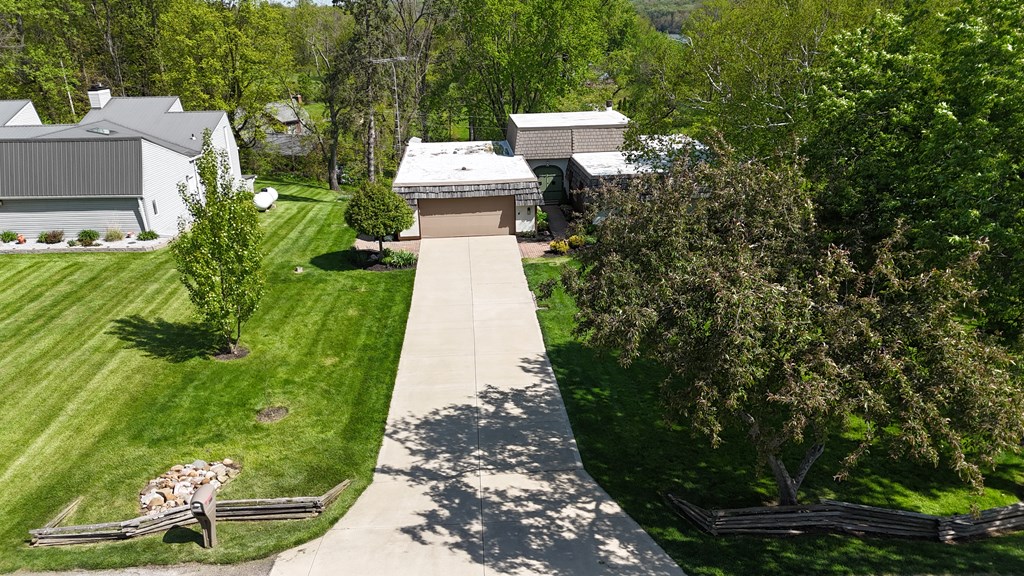 2884 Clearview Drive, Lexington, Ohio 44904, 4 Bedrooms Bedrooms, ,2 BathroomsBathrooms,Residential,For Sale,Clearview Drive,9073250