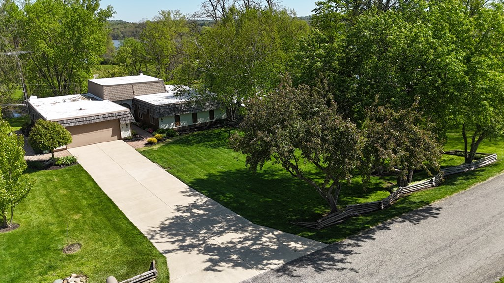 2884 Clearview Drive, Lexington, Ohio 44904, 4 Bedrooms Bedrooms, ,2 BathroomsBathrooms,Residential,For Sale,Clearview Drive,9073250