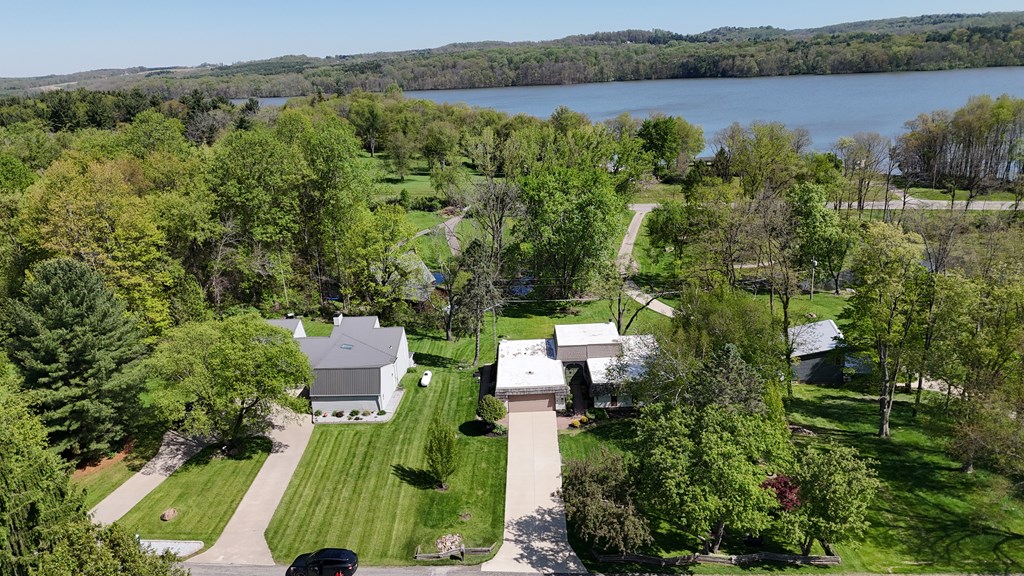 2884 Clearview Drive, Lexington, Ohio 44904, 4 Bedrooms Bedrooms, ,2 BathroomsBathrooms,Residential,For Sale,Clearview Drive,9073250