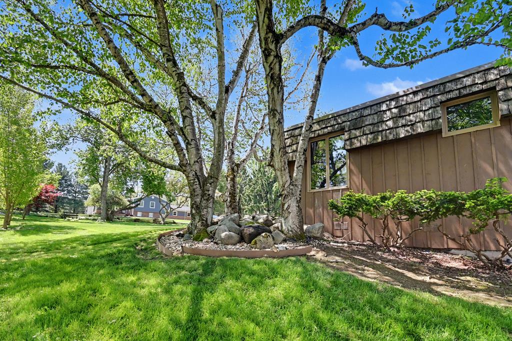 2884 Clearview Drive, Lexington, Ohio 44904, 4 Bedrooms Bedrooms, ,2 BathroomsBathrooms,Residential,For Sale,Clearview Drive,9073250