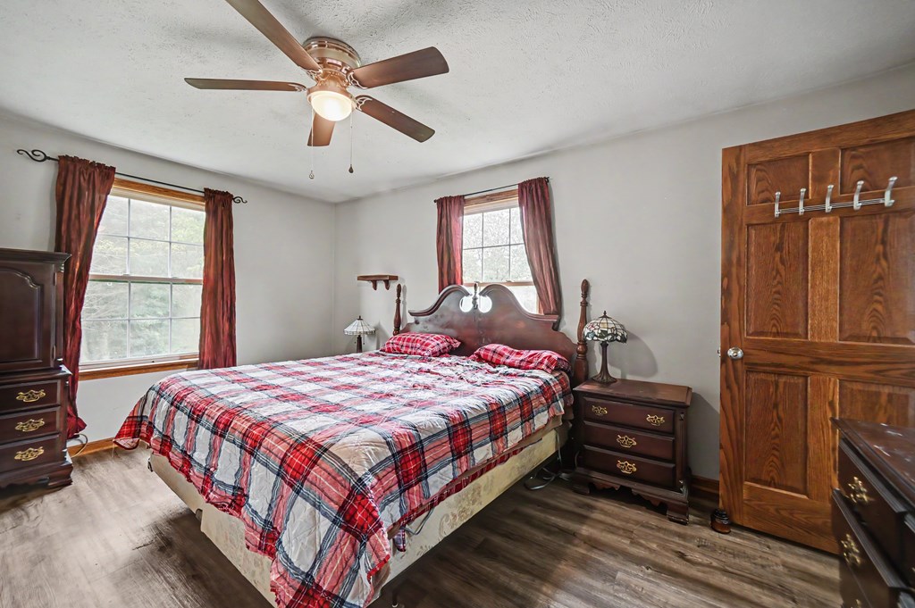 725 Hoover Road, Mansfield, Ohio 44905, 3 Bedrooms Bedrooms, ,3 BathroomsBathrooms,Residential,For Sale,Hoover Road,9073277
