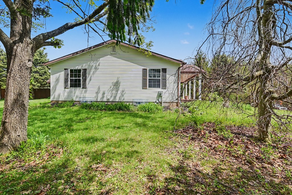 725 Hoover Road, Mansfield, Ohio 44905, 3 Bedrooms Bedrooms, ,3 BathroomsBathrooms,Residential,For Sale,Hoover Road,9073277