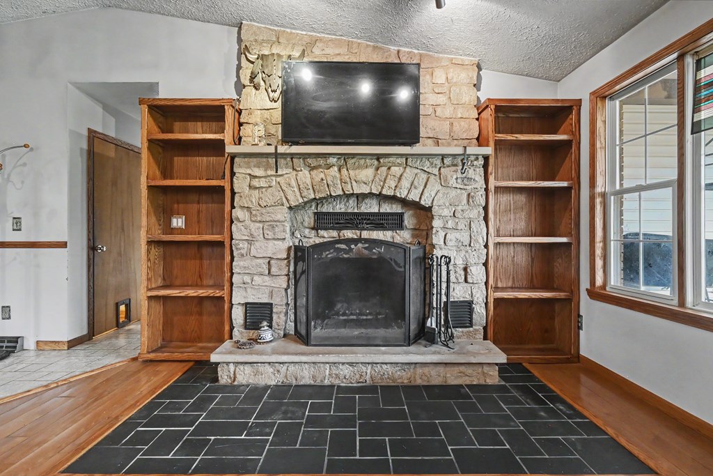 725 Hoover Road, Mansfield, Ohio 44905, 3 Bedrooms Bedrooms, ,3 BathroomsBathrooms,Residential,For Sale,Hoover Road,9073277