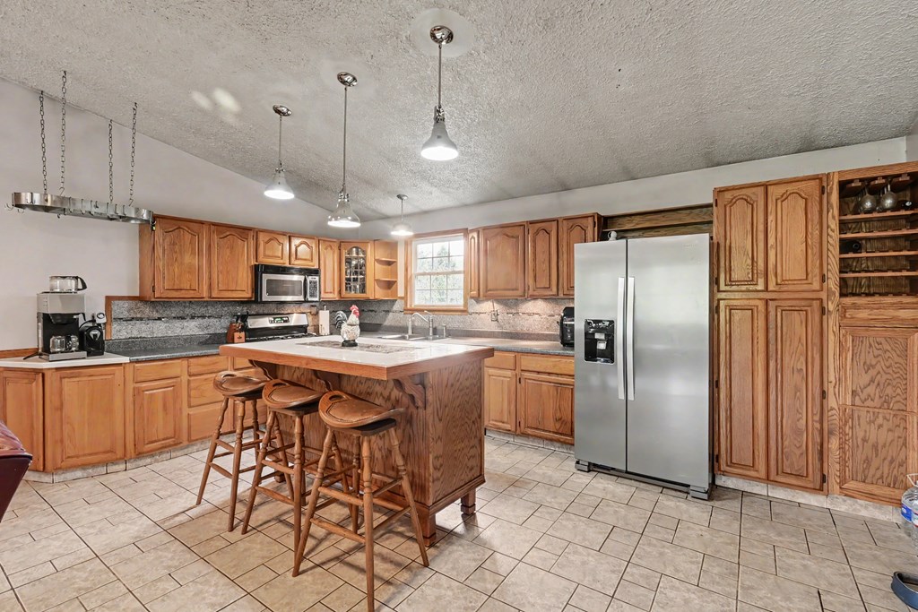 725 Hoover Road, Mansfield, Ohio 44905, 3 Bedrooms Bedrooms, ,3 BathroomsBathrooms,Residential,For Sale,Hoover Road,9073277