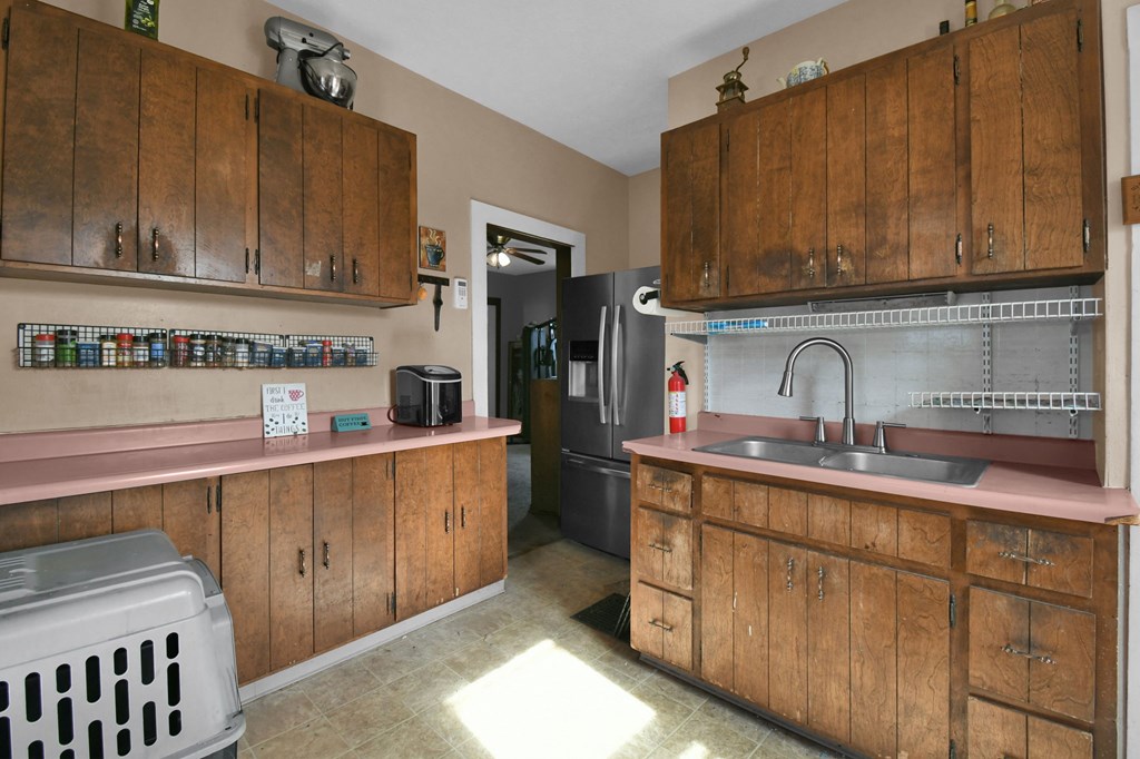 1120 N Sandusky Avenue, Bucyrus, Ohio 44820, 2 Bedrooms Bedrooms, ,1 BathroomBathrooms,Residential,For Sale,Sandusky Avenue,9073284